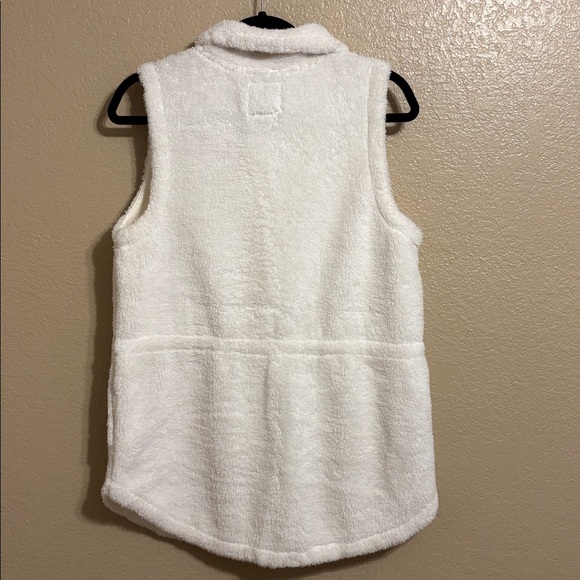 Tommy Bahama Ivory Sleeveless Vest - Picture 6 of 8